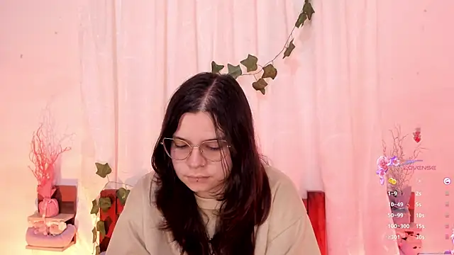 Snapshot of Mey_moon chatting on 03-13-25, 06:26 Mey moon online show from 03-13-25, 06:26