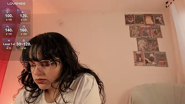 Snapshot of lylah_brosst chatting on 03-19-25, 09:58 lylah brosst online show from 03-19-25, 09:58