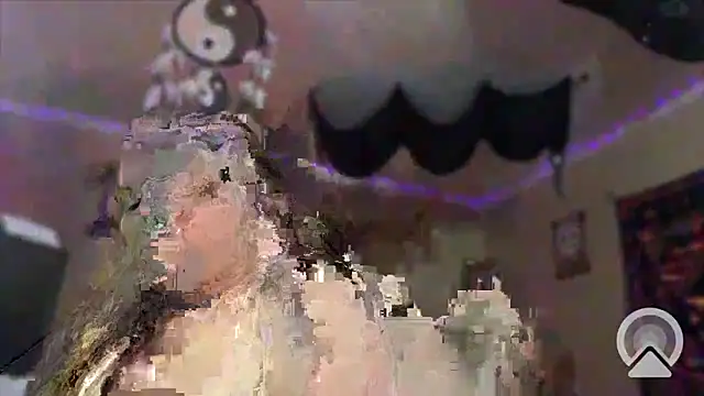 Snapshot of spunlikecottoncandy chatting on 03-23-25, 04:38 spunlikecottoncandy online show from 03-23-25, 04:38