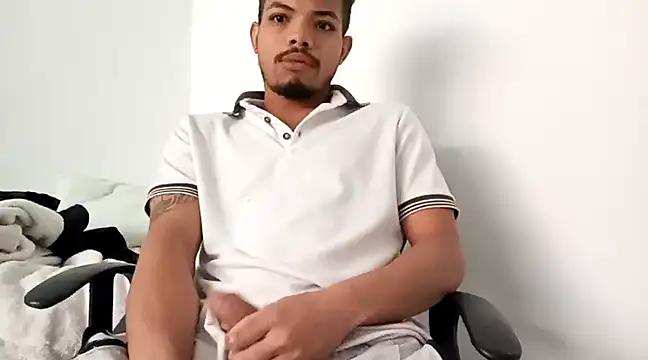 Snapshot of danidiazto2023 chatting on 03-09-25, 12:20 danidiazto2023 online show from 03-09-25, 12:20