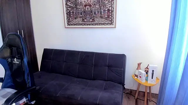 Ivette Shaira online show from 04-15-26, 02:24