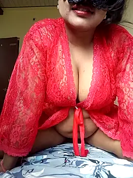 Hotlisa online show from 01-17-26, 05:12