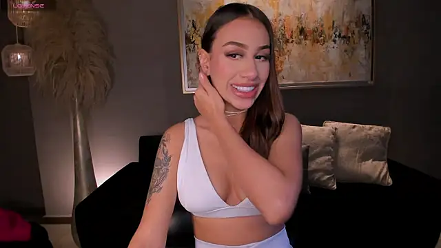 DannaCruz online show from 12-06-24, 07:01