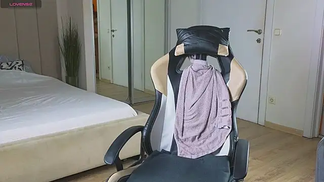 more  than  love online show from 09-14-25, 05:39