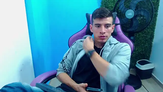 DEIBY BABY online show from 12-29-24, 02:38