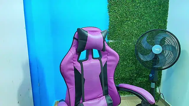 DEIBY BABY online show from 02-09-25, 01:44