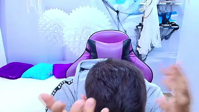 DEIBY BABY online show from 10-27-25, 06:45