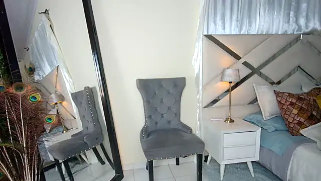 Snapshot of Selena_G69 chatting on 10-20-25, 11:05 Selena G69 online show from 10-20-25, 11:05