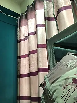 Sexybomb33 online show from 01-15-25, 06:54