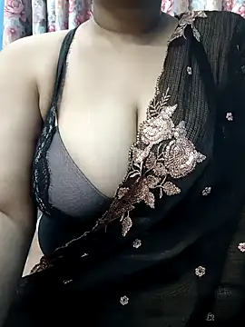 Sexybomb33 online show from 02-08-25, 07:59