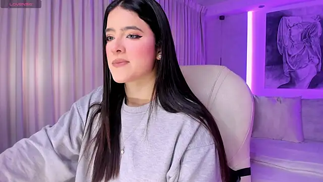 Snapshot of nathalie_rivers chatting on 11-28-25, 11:35 nathalie rivers online show from 11-28-25, 11:35