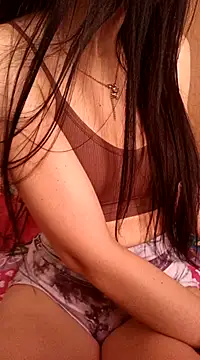 Snapshot of LissaThompsom chatting on 02-26-25, 01:52 LissaThompsom online show from 02-26-25, 01:52