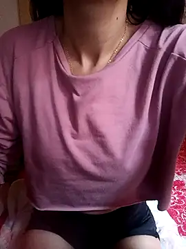 Snapshot of LissaThompsom chatting on 03-04-25, 12:12 LissaThompsom online show from 03-04-25, 12:12