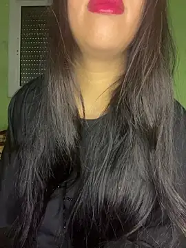 Snapshot of Mayacrayzi chatting on 02-05-26, 11:04 Mayacrayzi online show from 02-05-26, 11:04