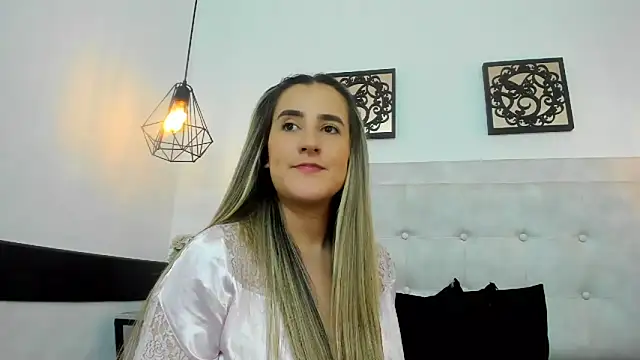 Hanna86 online show from 01-14-25, 01:26