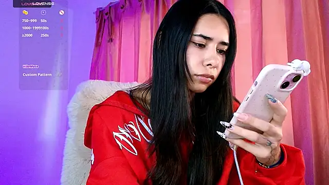 Snapshot of AmyOlimpo chatting on 10-19-25, 09:15 AmyOlimpo online show from 10-19-25, 09:15