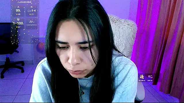 Snapshot of AmyOlimpo chatting on 11-21-25, 05:28 AmyOlimpo online show from 11-21-25, 05:28