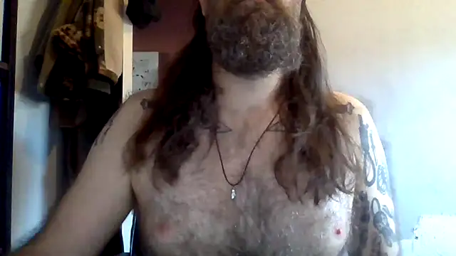 Snapshot of Thrillhouse chatting on 11-21-25, 09:19 Thrillhouse online show from 11-21-25, 09:19