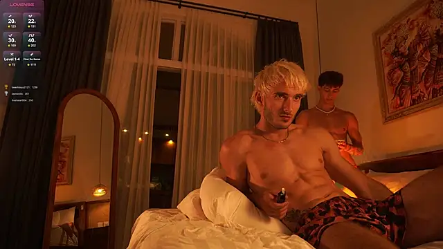 Snapshot of Bbrandon_ chatting on 04-10-26, 04:44 Bbrandon online show from 04-10-26, 04:44