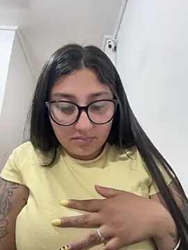 Snapshot of croftsmila chatting on 11-14-25, 12:09 croftsmila online show from 11-14-25, 12:09