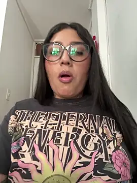 Snapshot of croftsmila chatting on 11-17-25, 08:47 croftsmila online show from 11-17-25, 08:47