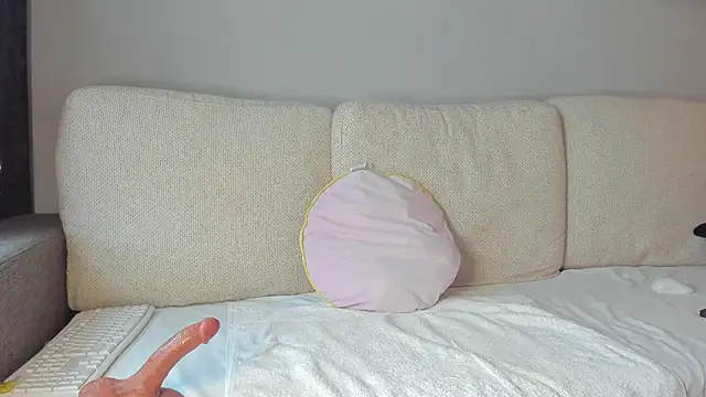 bellahot77 online show from 01-03-25, 01:36