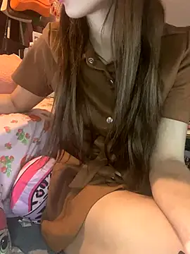 Snapshot of LaPetitechienne1 chatting on 10-18-25, 12:24 LaPetitechienne1 online show from 10-18-25, 12:24