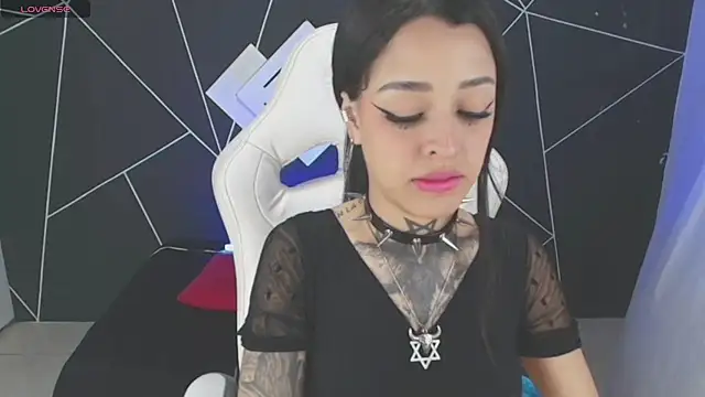 farichell online show from 11-10-25, 09:47