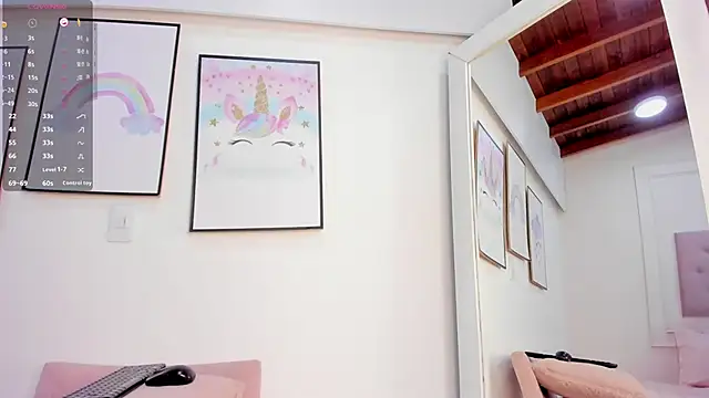 Snapshot of Madiison_Cooper chatting on 01-17-25, 09:06 Madiison Cooper online show from 01-17-25, 09:06