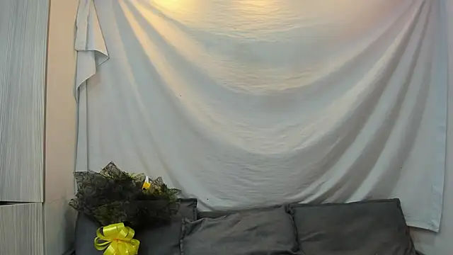 Mhelanny2 online show from 02-20-26, 09:15