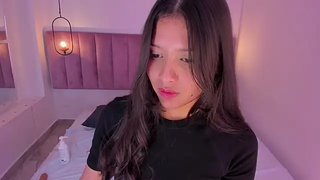 luisah  online show from 02-25-25, 07:58