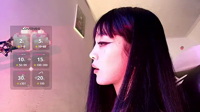 Snapshot of Persia_09 chatting on 09-22-25, 02:57 Persia 09 online show from 09-22-25, 02:57