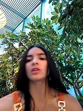 Snapshot of Sam_Sara chatting on 10-12-25, 10:20 Sam Sara online show from 10-12-25, 10:20