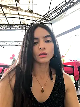 Snapshot of Sam_Sara chatting on 11-04-25, 09:36 Sam Sara online show from 11-04-25, 09:36