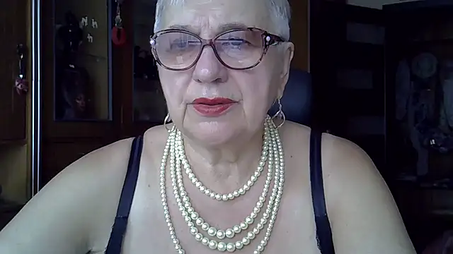 SweetCherry27 online show from 09-10-25, 05:40