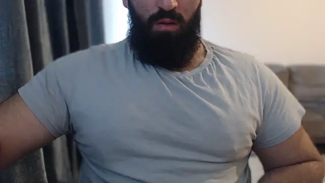 hugemachohandsome online show from 11-19-25, 10:15