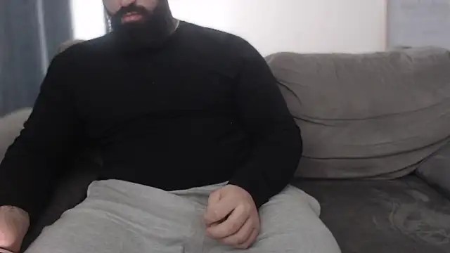 hugemachohandsome online show from 01-10-26, 10:28