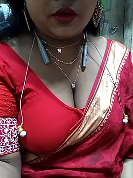 Sophiaboudi online show from 11-15-25, 05:42