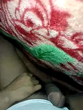 Snapshot of Village1997 chatting on 11-19-25, 06:52 Village1997 online show from 11-19-25, 06:52