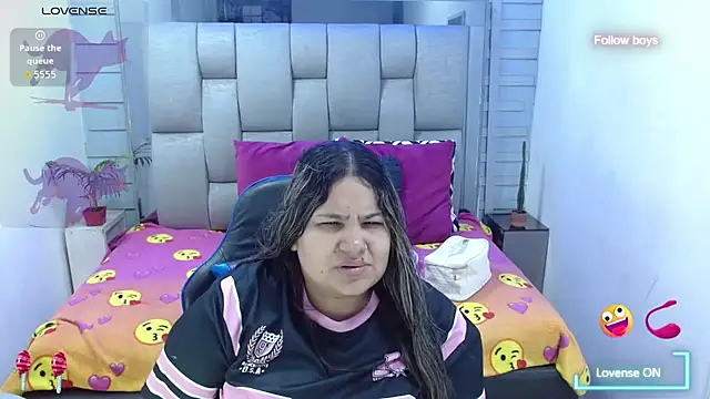 evelin zaens online show from 02-19-26, 04:52