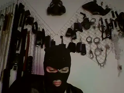 Snapshot of FeticheMacabre chatting on 01-26-25, 03:48 FeticheMacabre online show from 01-26-25, 03:48