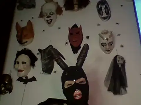 Snapshot of FeticheMacabre chatting on 02-23-25, 04:39 FeticheMacabre online show from 02-23-25, 04:39