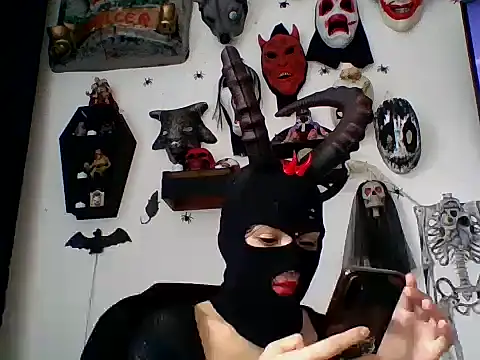 Snapshot of FeticheMacabre chatting on 11-20-25, 04:51 FeticheMacabre online show from 11-20-25, 04:51