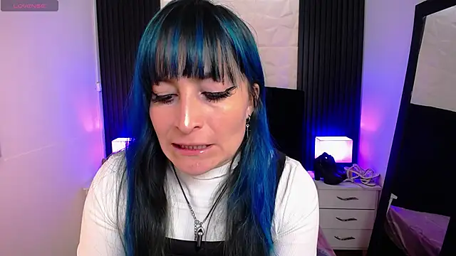 alicia moom online show from 01-31-25, 08:01