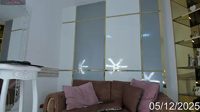 EmmaHills Sex online show from 01-05-25, 04:48