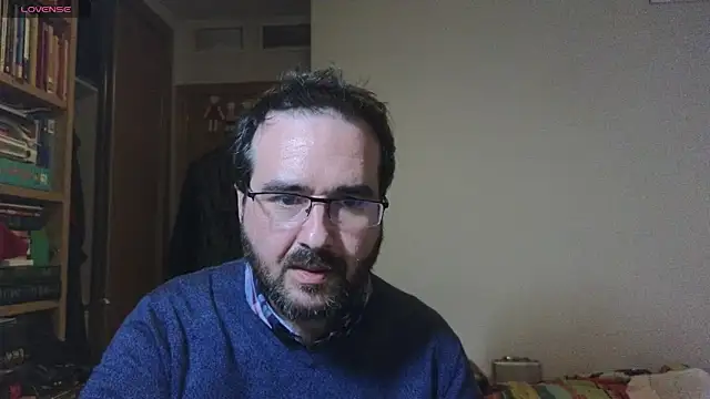 curiosillo83 online show from 01-27-25, 04:01