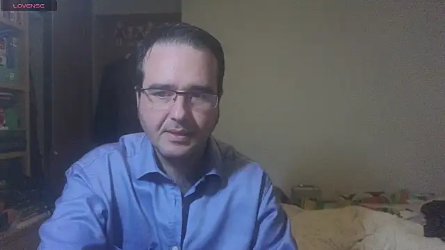 curiosillo83 online show from 01-30-25, 03:51