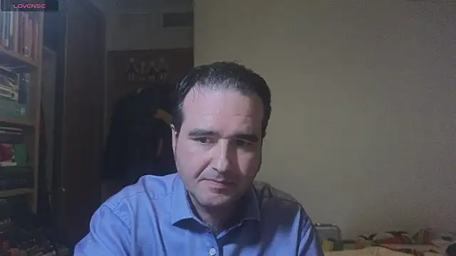 curiosillo83 online show from 01-30-25, 06:54