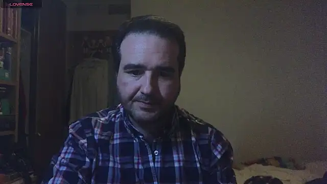 curiosillo83 online show from 02-03-25, 11:05