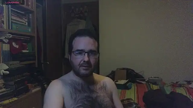curiosillo83 online show from 02-07-25, 06:13